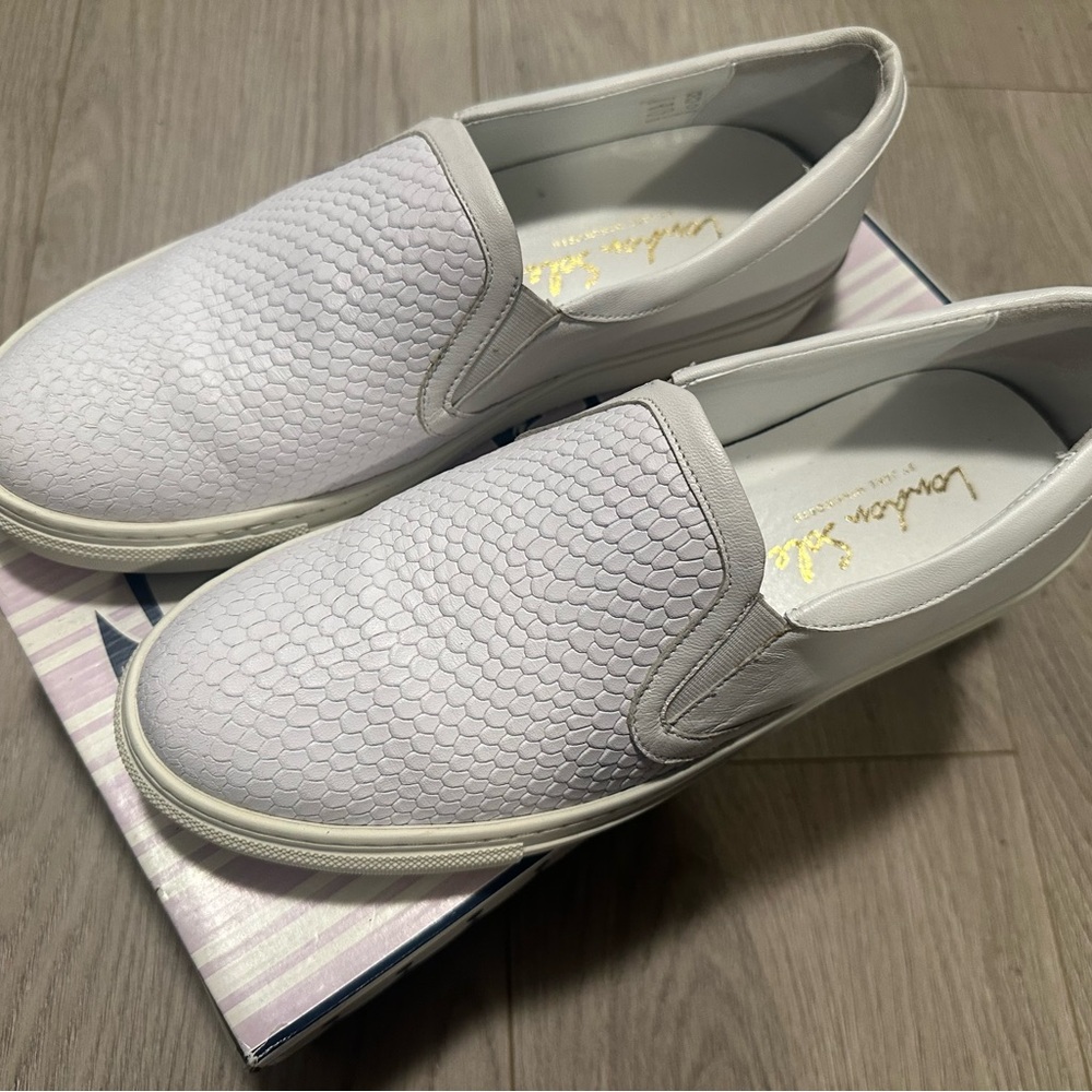 London Sole Women's Slip-On Sneakers in Light Lavender